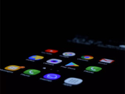 Експерти виявили вірус, який краде гроші у власників смартфонів на Android