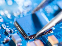 Китай России не поможет: КНР принадлежит всего 4% рынка микросхем