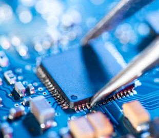 Китай России не поможет: КНР принадлежит всего 4% рынка микросхем