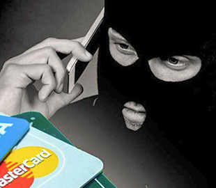 Псевдобанкір ошукав жінку на 90 тисяч гривень