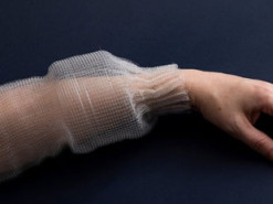 Инженеры MIT разработали программируемую нить для создания умной одежды