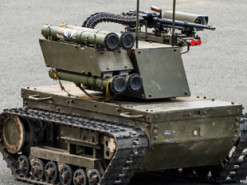 "В будущем воевать придется роботам и дронам": генерал армии США о том, как победить РФ