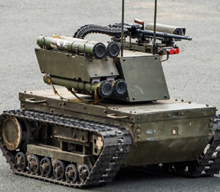 "В будущем воевать придется роботам и дронам": генерал армии США о том, как победить РФ