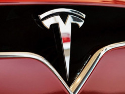 Tesla больше других авто удовлетворяет своих владельцев, но есть нюансы