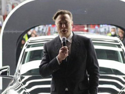 Ілон Маск продав майже 8 млн акцій Tesla за $6,9 млрд. Це пов'язано з судом із Twitter