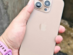 Новий колір iPhone 16 Pro показали на живих фото