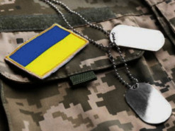 Судитимуть хмельничанина, який видавав себе за військового