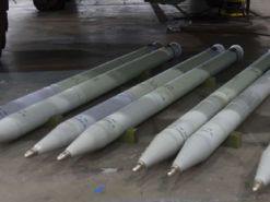 Інженери ЗСУ зробили з пускового блоку трофейного гелікоптера наземну РСЗВ (ФОТО)