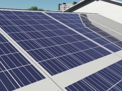 Домашние солнечные панели Tesla стали мощнее и дешевле