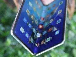 Ремонт Huawei Mate X2 стоит дороже, чем новый iPhone 12 Pro Max