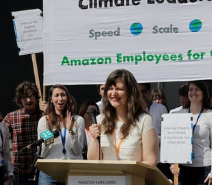 Amazon уволил двух сотрудниц за критику рабочих условий на своих складах