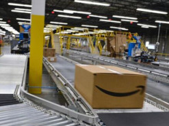 Люксембург оштрафував Amazon на майже $1 млрд за порушення захисту даних