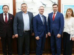 Посол Израиля обсудил с авиационным вузом в Киеве обмен опытом в IT-обучении и изучение иврита