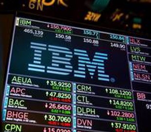 IBM в шаге от худшего падения акций за пять лет
