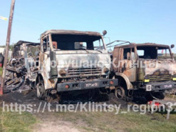 Згоріла вся техніка: фото наслідків пожежі у військовій частині РФ