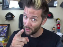 Блогер обманывает мошенников и жертвует деньги на благотворительность