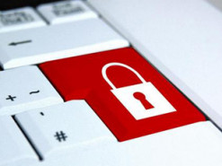 В РФ хотят ускорить процесс закрытия неугодных Интернет-ресурсов