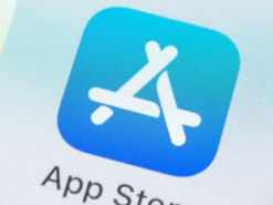 Apple пояснила, чому забороняє встановлення додатків не з магазину в iPhone