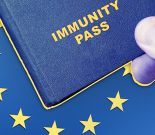 Украина вышла на финальный этап запуска COVID-сертификатов для поездок в ЕС