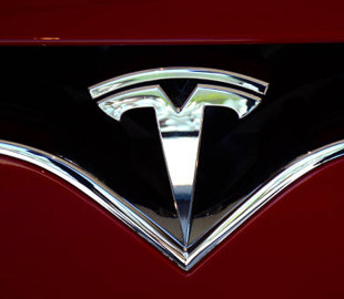 Tesla запропонувала Ілону Маску новий пакет компенсації вартістю до $1 трлн