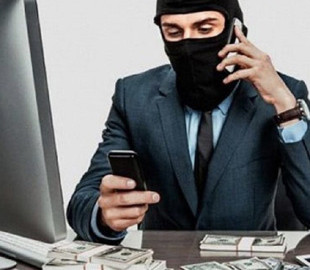 Аферист отобрал у киевлянки крупную сумму