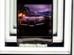 Samsung показал, как будет выглядеть улучшенный Galaxy Fold