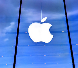 Apple снова закроет магазины в США из-за коронавируса