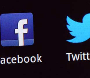 Две трети американцев считают, что Facebook и Twitter приносят больше вреда, чем пользы, - опрос