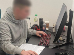 Правоохоронці викрили зловмисника, який створив фішингові сайти та заволодів грошима клієнтів банків та держустанов