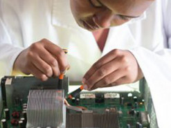 Аналитики ухудшили прогноз по рынку смартфонов из-за дефицита полупроводников