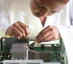 Аналитики ухудшили прогноз по рынку смартфонов из-за дефицита полупроводников