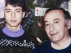 Зеленський привітав українців із Днем батька та опублікував свої дитячі знімки з татом (Фото)