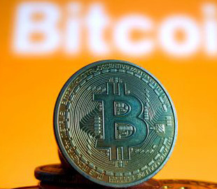 Аналітик зафіксував рекордний відтік біткоїна з бірж