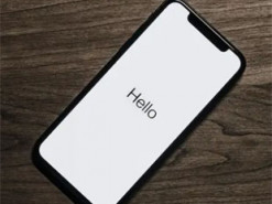 Чому телефон повинен стояти екраном донизу: про це ніхто не здогадувався