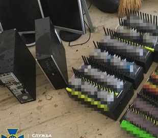 СБУ пресекла работу крупной сети ботоферм с кураторами из РФ