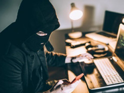 Смартфон під контролем шахраїв: ознаки шпигунських додатків, які не слід ігнорувати