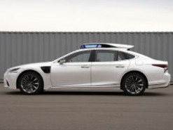 Беспилотники Toyota научатся сами понимать, когда ехать на мойку