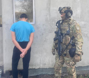 У Львові викрили 33-річного чоловіка, підозрюваного у зберіганні та збуті дитячої порнографії