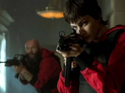 Netflix выпустит корейский ремейк популярного сериала "Бумажный дом"