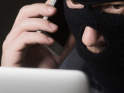 Чоловік повірив псевдопрацівнику банку та перерахував йому 54 тисячі гривень