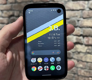 Японский производитель тостеров выпустил необычный Android-cмартфон
