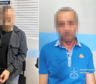 Видавав себе за 17-річного підлітка та роками шантажував дитину: на Вінниччині педофіл та його спільник отримали суворі терміни