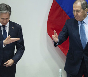 "Це - багатоходівка від РФ": Фейгін назвав справжню мету Росії у переговорах Блінкена та Лаврова