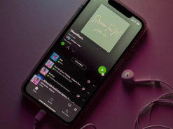 Користувачі скаржаться, що Spotify перегріває iPhone і швидко розряджає батарею