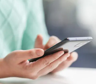 Ці налаштування дисплея допоможуть вам заощадити заряд на Android