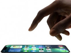 На Apple подали в суд из-за зарядных устройств для iPhone