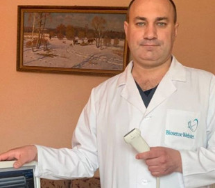 Оперував під ліхтариком телефону: як судинний хірург рятував поранених під артобстрілами у Чернігові