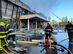 Как выглядит Кременчугский ТЦ после ракетного удара: спутниковые снимки