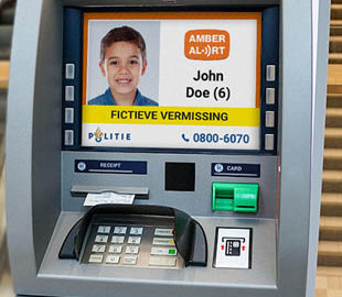 В Нидерландах стали использовать банкоматы для поиска детей