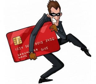 Женщина подарила мнимым "сотрудникам" ПриватБанка 35 тысяч гривен 